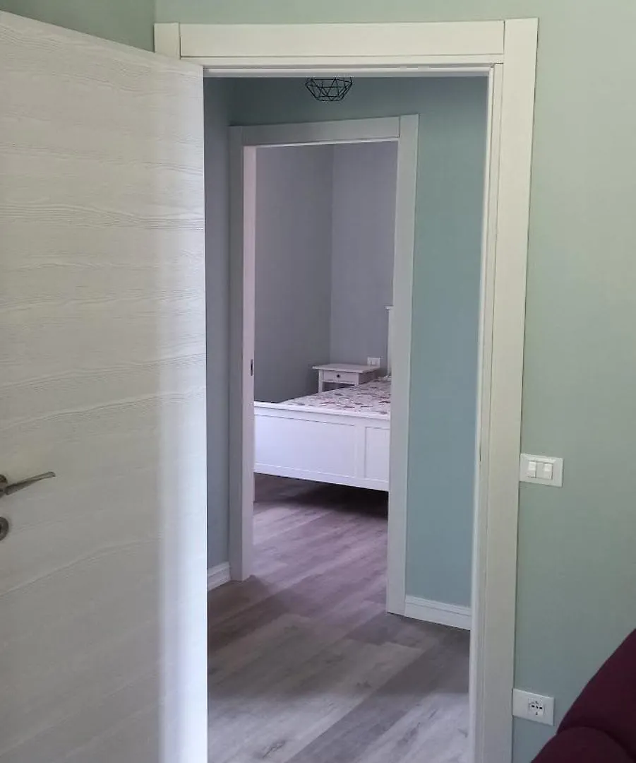 Holiday home Tra Lago E Montagna Zone
